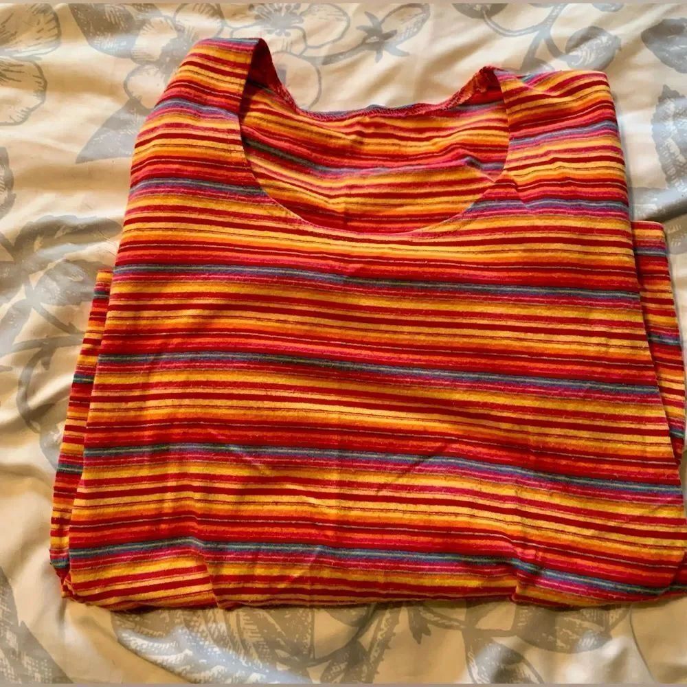 Vintage Tee  - Picture 3 of 3